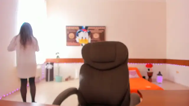 Phòng Chat Trực Tiếp Ellina_Star