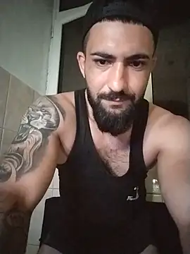 Tommy_Porn_ Live Chatraum