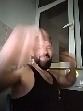 חדר צ'אט בשידור חי של Tommy_Porn_