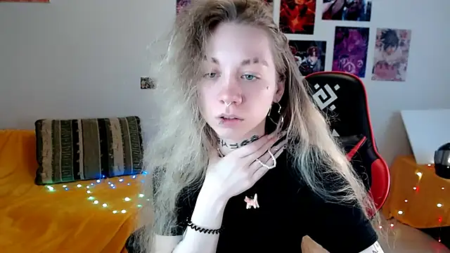 Nica_Kawaii – live chatrum