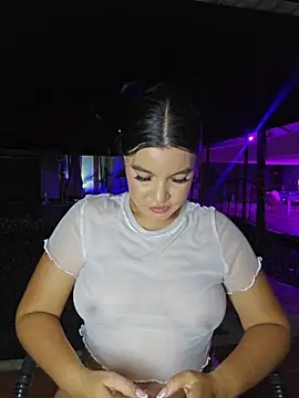 Sala de chat en directo de Pretty_Julieta