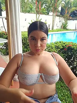 Chat ao vivo de Pretty_Julieta