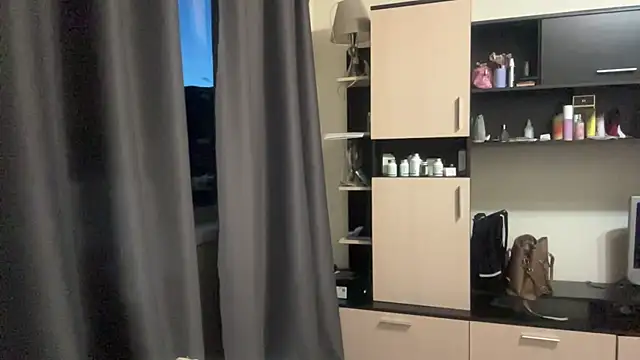 Chat ao vivo de AquilineOrites