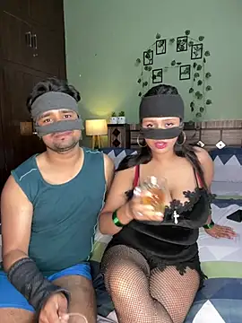 Model_bhabhi_couple লাইভ চ্যাট রুম
