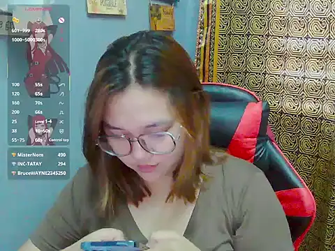 MissVeloura_XX – Naživo chatovacia miestnosť