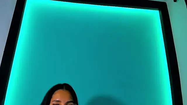 חדר צ'אט בשידור חי של Emma_AH