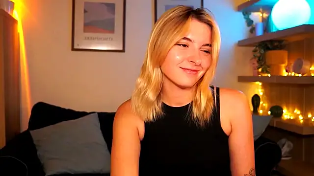 tiny_pixieee Cameră chat live