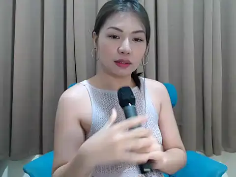 Živá chatovací místnost XPinaySarapX