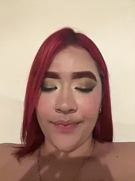 Saory____ Adlı Modelin Canlı Sohbet Odası