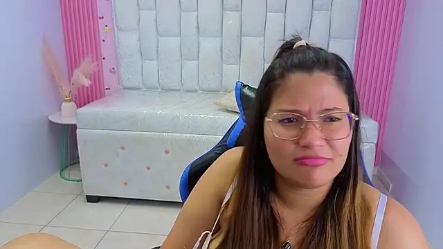 Živá chatovací místnost lucero_s1