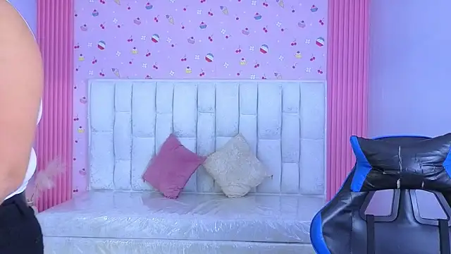 Živá chatovací místnost lucero_s1