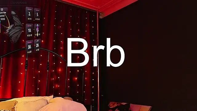 Moonberry_Yi Adlı Modelin Canlı Sohbet Odası