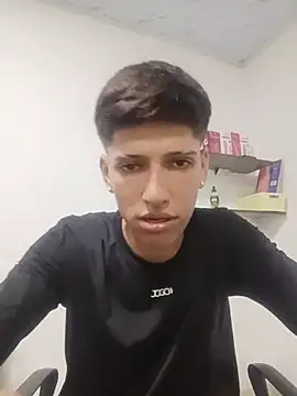 3hornys-straights Cameră chat live