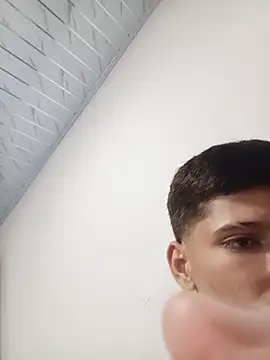 Chat ao vivo de 3hornys-straights