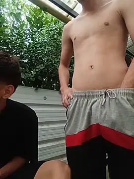 3hornys-straights live-chat rom