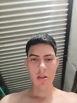 Chat ao vivo de 3hornys-straights
