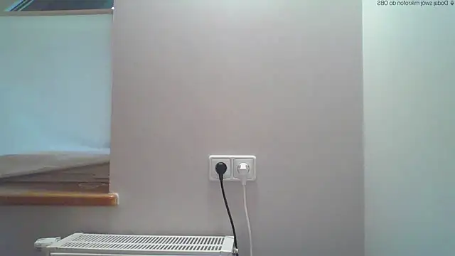 AnnaTight's Live Chat Room