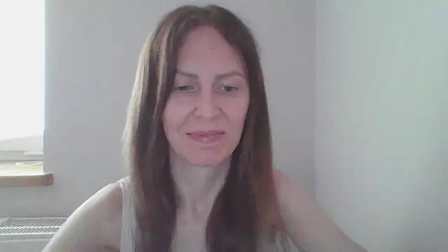 AnnaTightn Live chat-huone