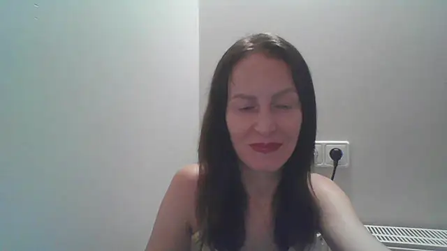AnnaTight – live chatrum