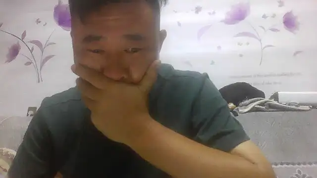 bbbddd-11's Live Chat Room