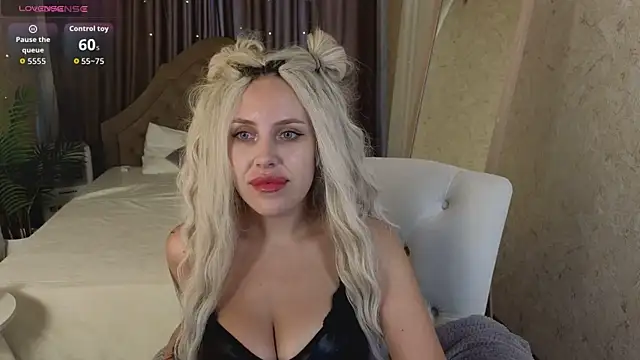 _amymoore_ Live Chatrum