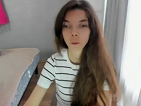 LikaAeiston1 élő chatszobája