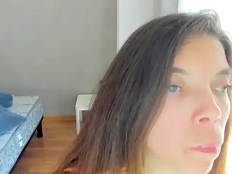Živá chatovací místnost LikaAeiston1