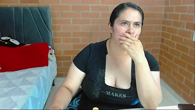 Chat ao vivo de Paula__111