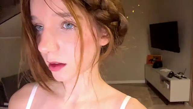 חדר צ'אט בשידור חי של Kissme_Kira