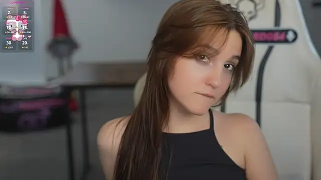 غرفة دردشة Sweet_cherry054 المباشرة