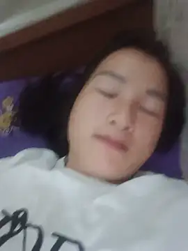 ห้องแชทสดของ Yuzi-i