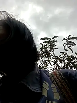 Živá chatovací místnost Yuzi-i