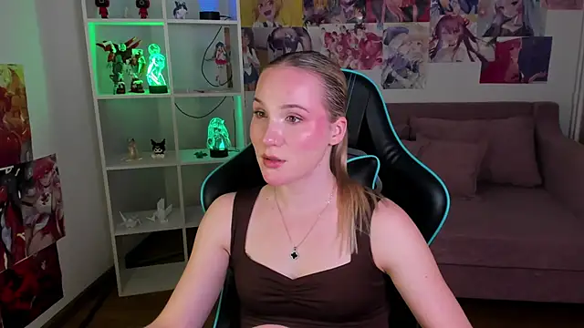 Chat ao vivo de ElaraVoltage