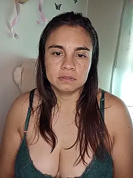 חדר צ'אט בשידור חי של BettyBoo_w