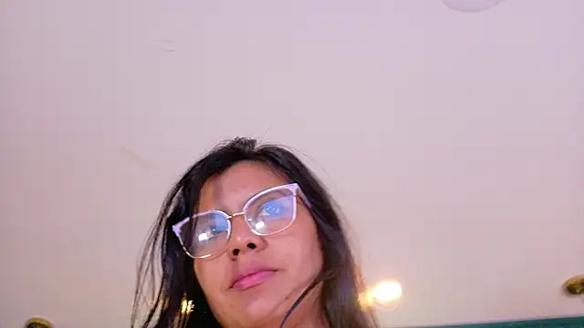 Chat ao vivo de MaelyDoll