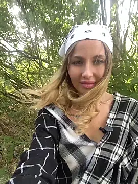 Blueeyed_Angel – Naživo kamerová sex šou 