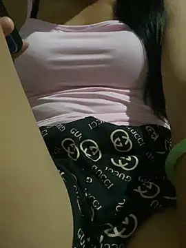 Živá chatovací místnost Ellie_06