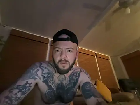 nATTi_dADDy Adlı Modelin Canlı Sohbet Odası