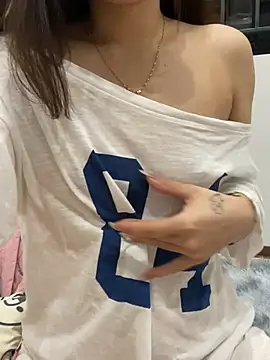 Shushi_sexyy – Naživo XXX chat