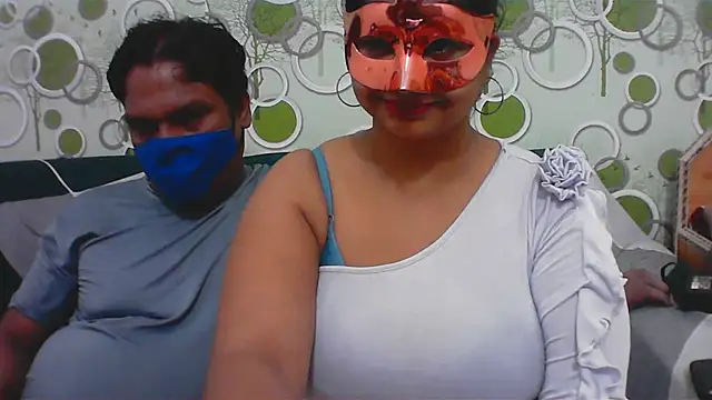Sala de chat ao vivo de hard_to_do__