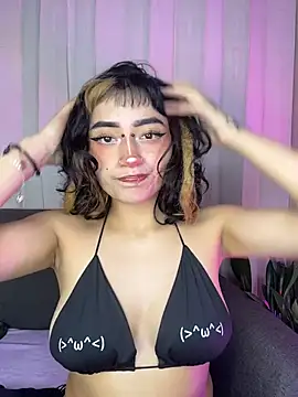 غرفة دردشة baby_akuma المباشرة