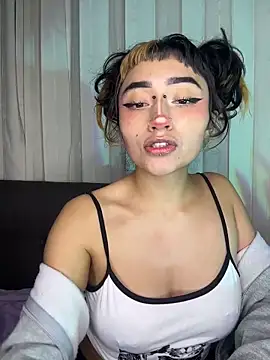 Živá chatovací místnost baby_akuma