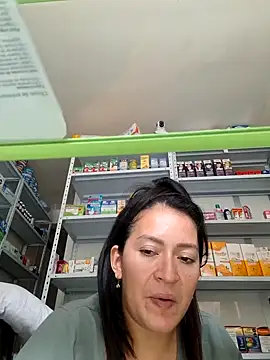 Dr_Edna_naughty's Live Chat Room