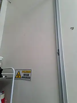 Dr_Edna_naughty Live Chatraum