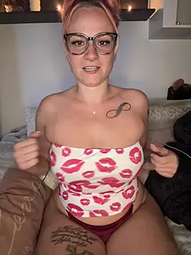 Živá chatovací místnost Fiebie_licious_