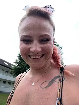 Fiebie_licious_ live-chat rom
