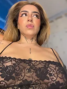 غرفة دردشة CarolQueen1_ المباشرة