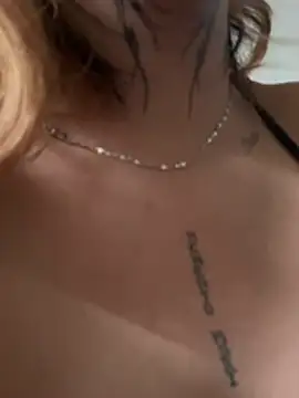 CarolQueen1_ Cameră chat live