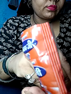 Delhi_Patola Cameră chat live