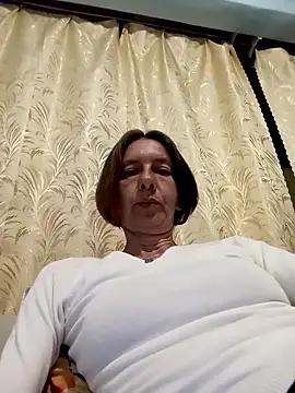 غرفة دردشة Tania9876 المباشرة